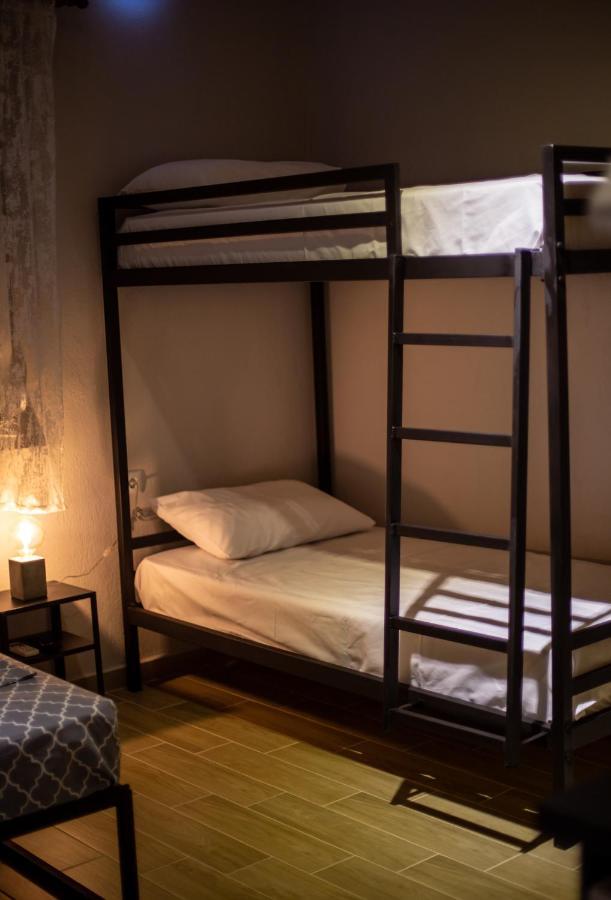Apartament Lila's *